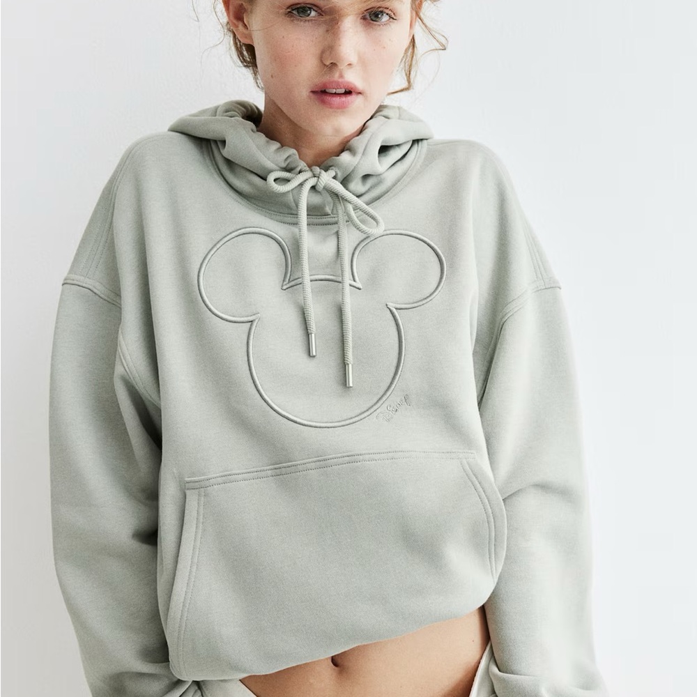 H&M Light Gray Hoodie Sweater